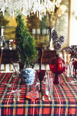 Chefanie Tartan Tablecloth| Tablecloths